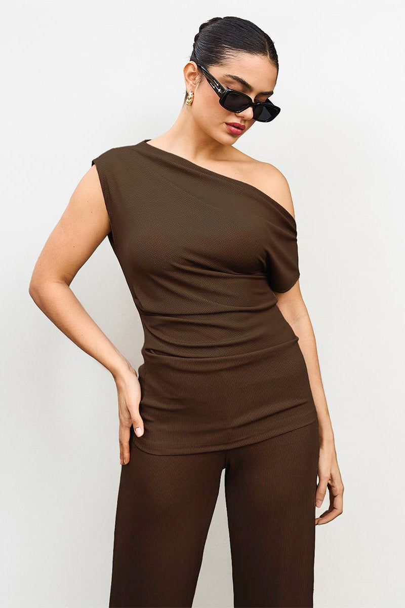 Leisure Solid Sloping-Shoulder Slim Top & Wide-Leg Trousers Co-ord