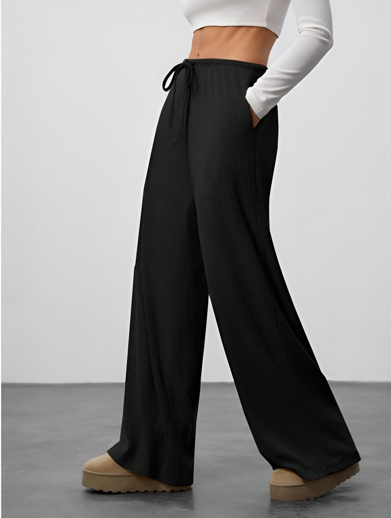 Neria Wide-Leg Sweatpants