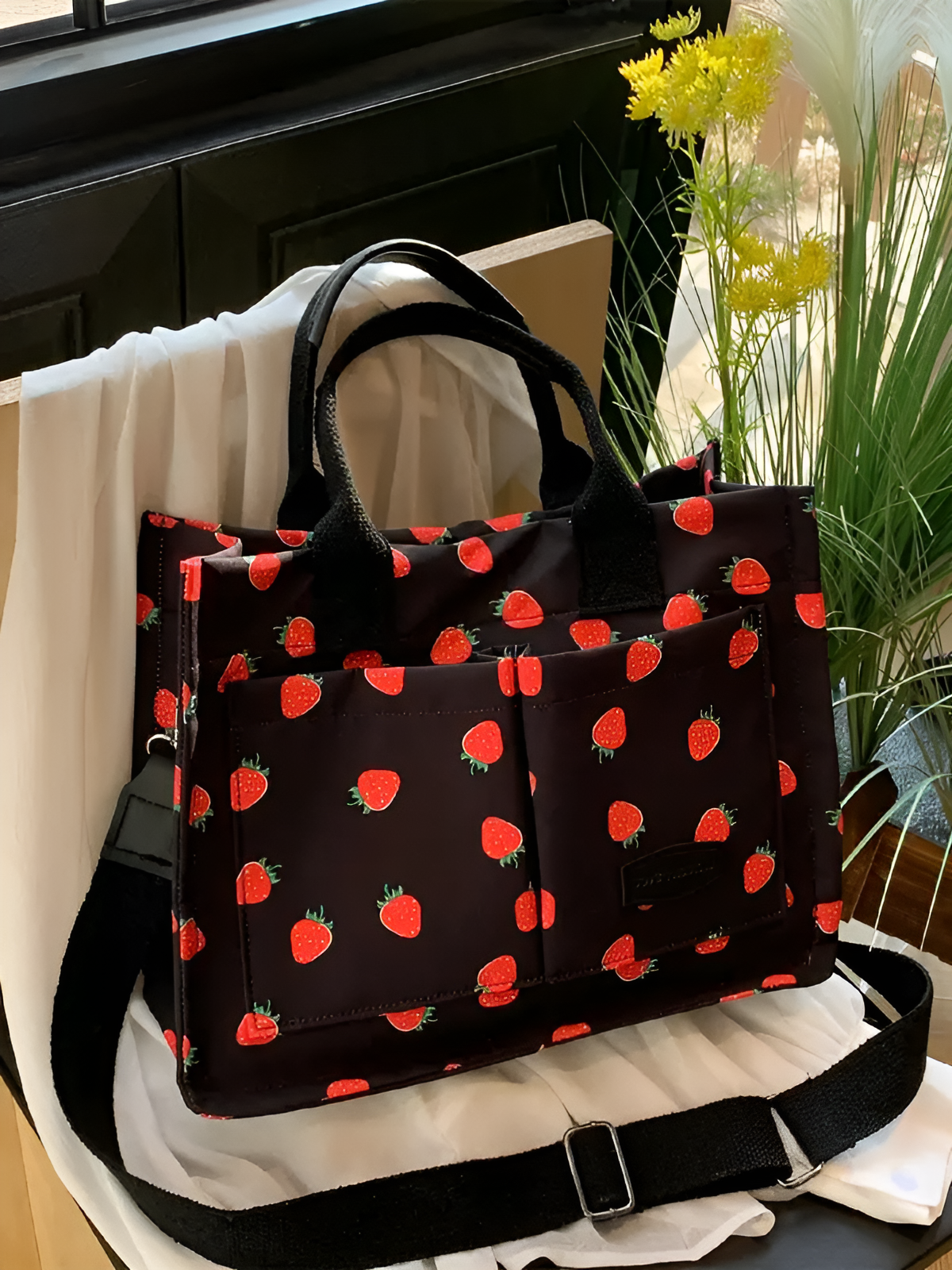 DailyEase™ Structured Tote