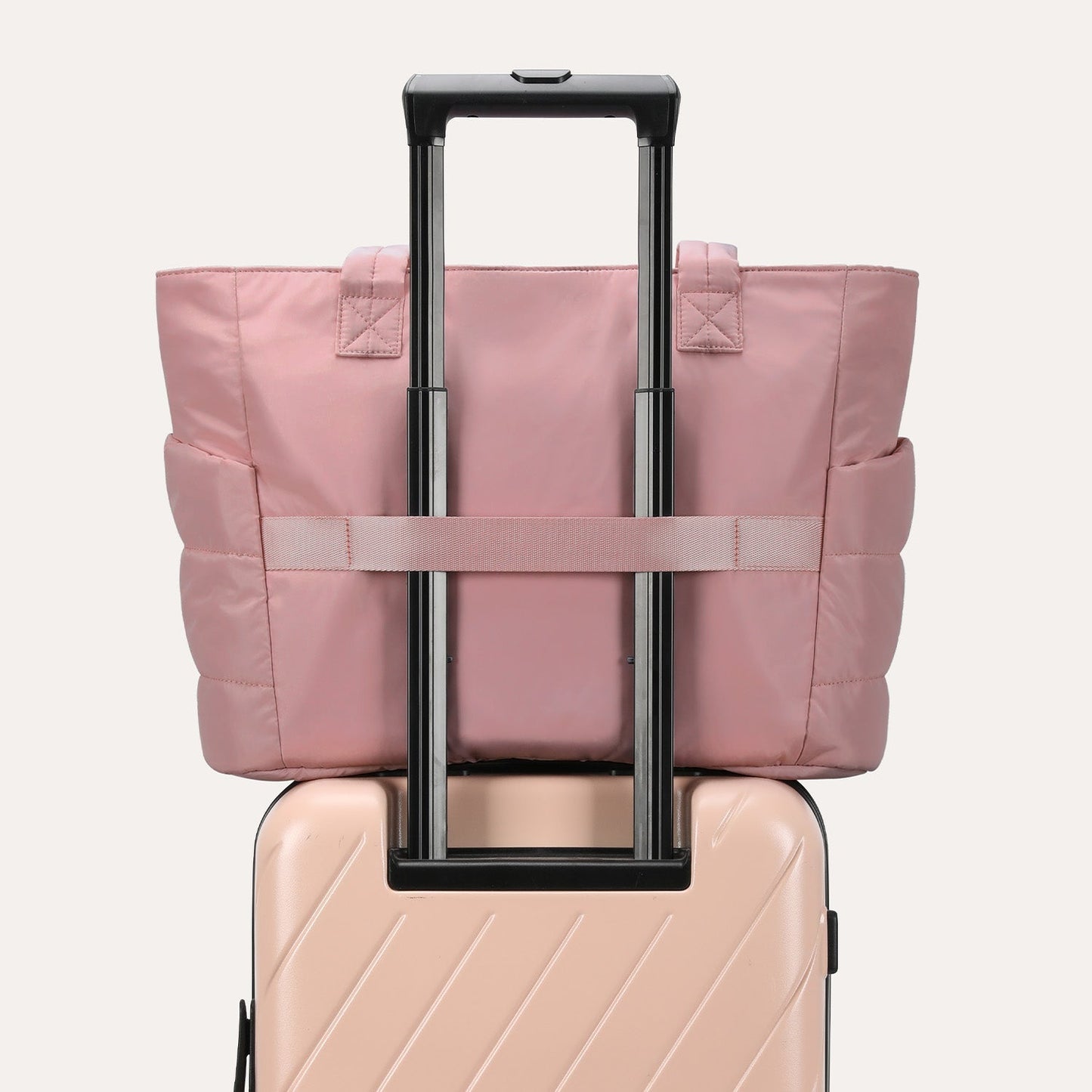 20L Puffy Tote Bag med 15,6" laptoprom