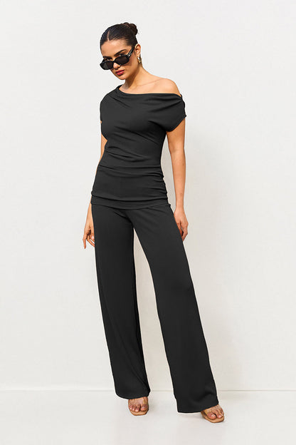 Leisure Solid Sloping-Shoulder Slim Top & Wide-Leg Trousers Co-ord