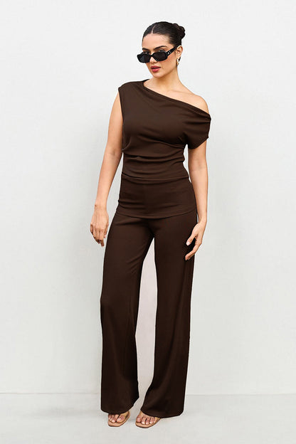 Leisure Solid Sloping-Shoulder Slim Top & Wide-Leg Trousers Co-ord