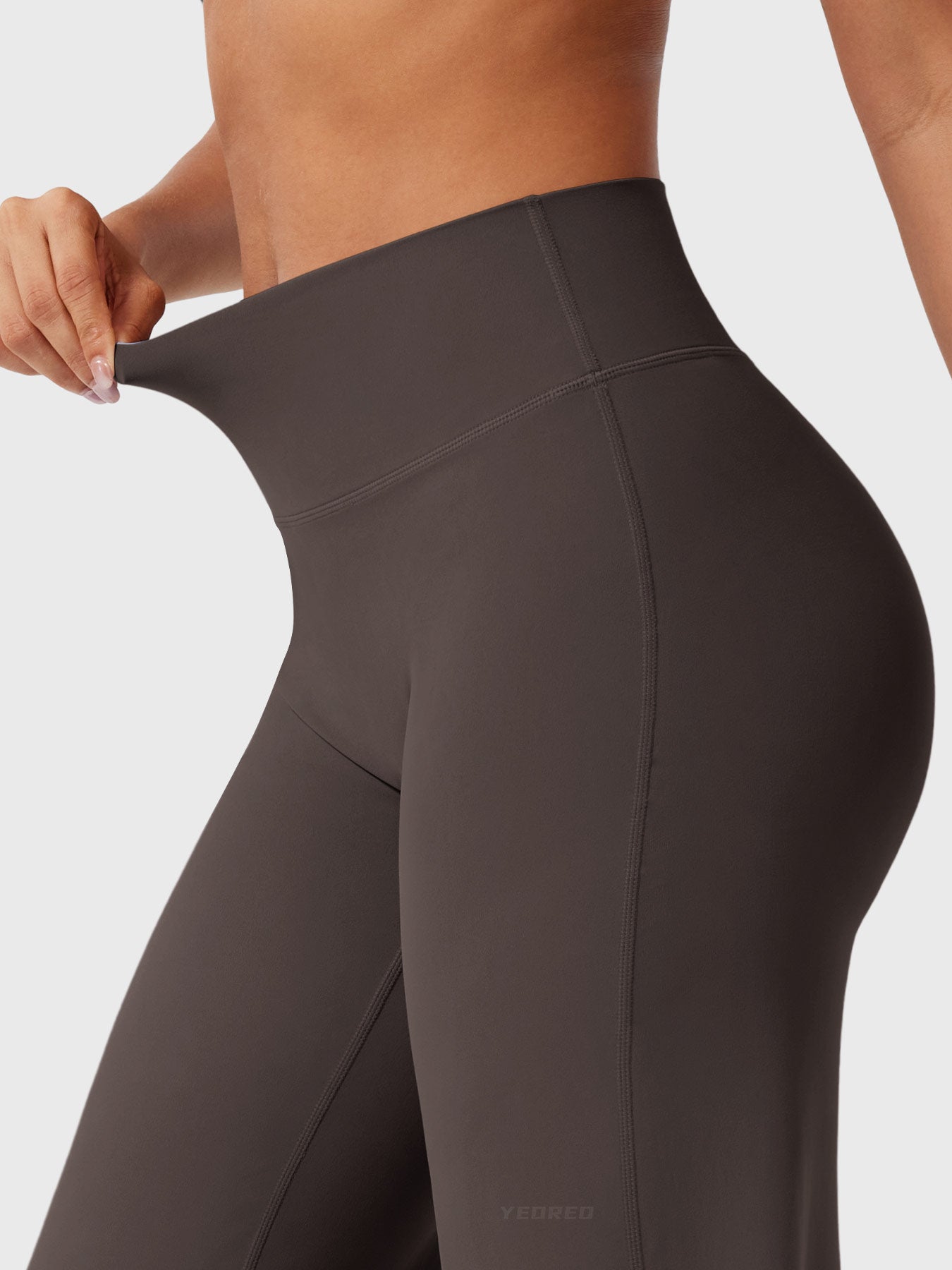 Neria Eddiy Straight Leggings