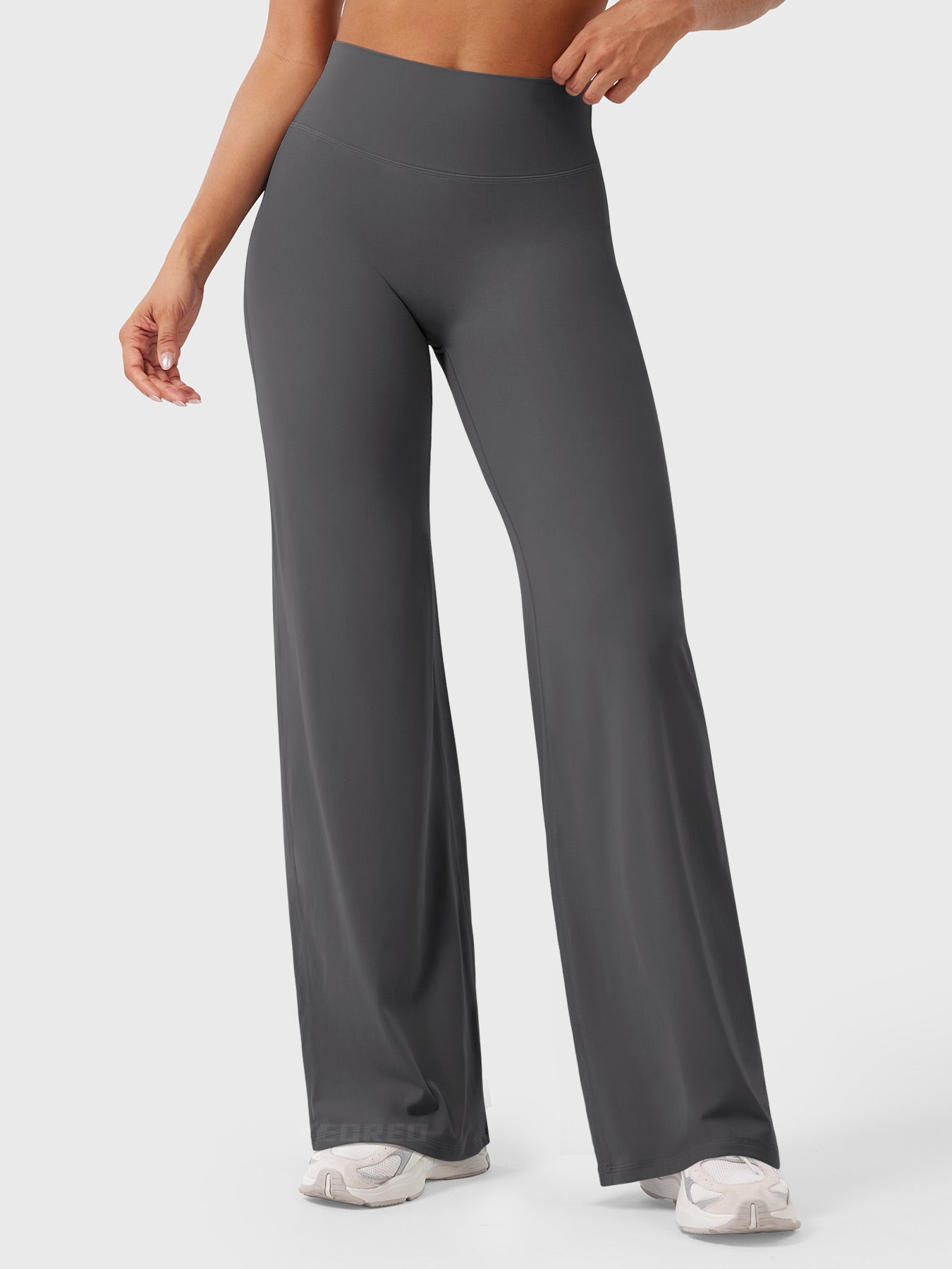 Neria Eddiy Straight Leggings